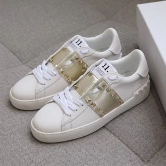 발렌티노 락스터드 남여공용 신상 스니커즈 NW50048 화이트&골드