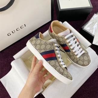 구찌 남여공용 신상 스니커즈 620319