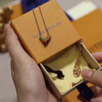 루이비통 17S/S 신상 목걸이 M61084 로즈골드