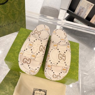 구찌 남여공용 슬리퍼 670484-1