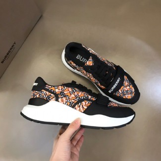 버버리 남성용 스니커즈 B96476-6