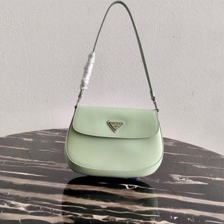 프라다 클레오 브러시드 레더 숄더백 1BD311 그린