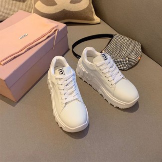 미우미우 신상 스니커즈 57204 화이트