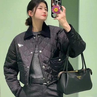 프라다 패딩 자켓 3A563