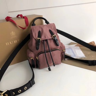 버버리 스몰 나일론 크로스백 백팩 40759711 핑크