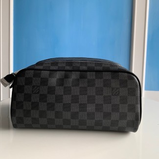 루이비통 토일렛 도프 파우치 M44494-2