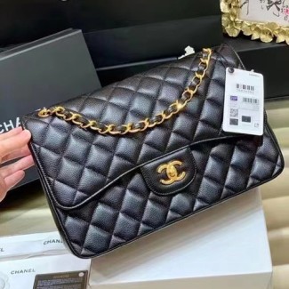 샤넬 클래식 라지 플랩백 A58600 리지드 캐비어 블랙 금장