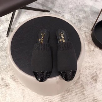 샤넬 신상 뮬 니트, 페이턴트 카프스킨 G34349 블랙