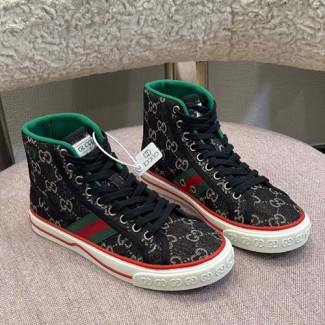 구찌 남여공용 스니커즈 670440