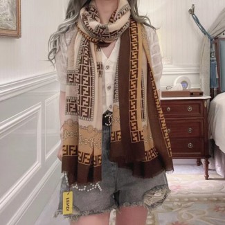 펜디 신상 스카프 FD70238-2