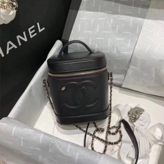 샤넬 신상 코스메틱 케이스 AS0323 블랙