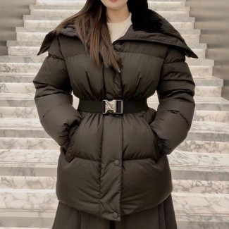 몽클레어 여성용 숏패딩 MC3677