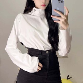 프라다 남여공용 긴팔  3A518-1