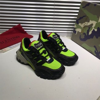 발렌티노 남여공용 신상 스니커즈 2S0S22-2