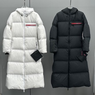 프라다 여성용 롱패딩  3A546