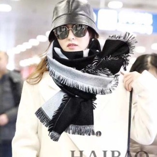 루이비통  스카프  MP2347-1