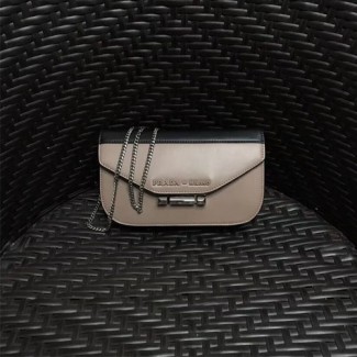 프라다 시빌 체인 숄더백 1DH011 누드핑크