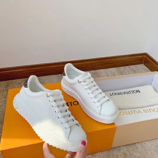 루이비통 여성용 스니커즈 M0499