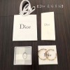 디올 신상 귀걸이 D120256